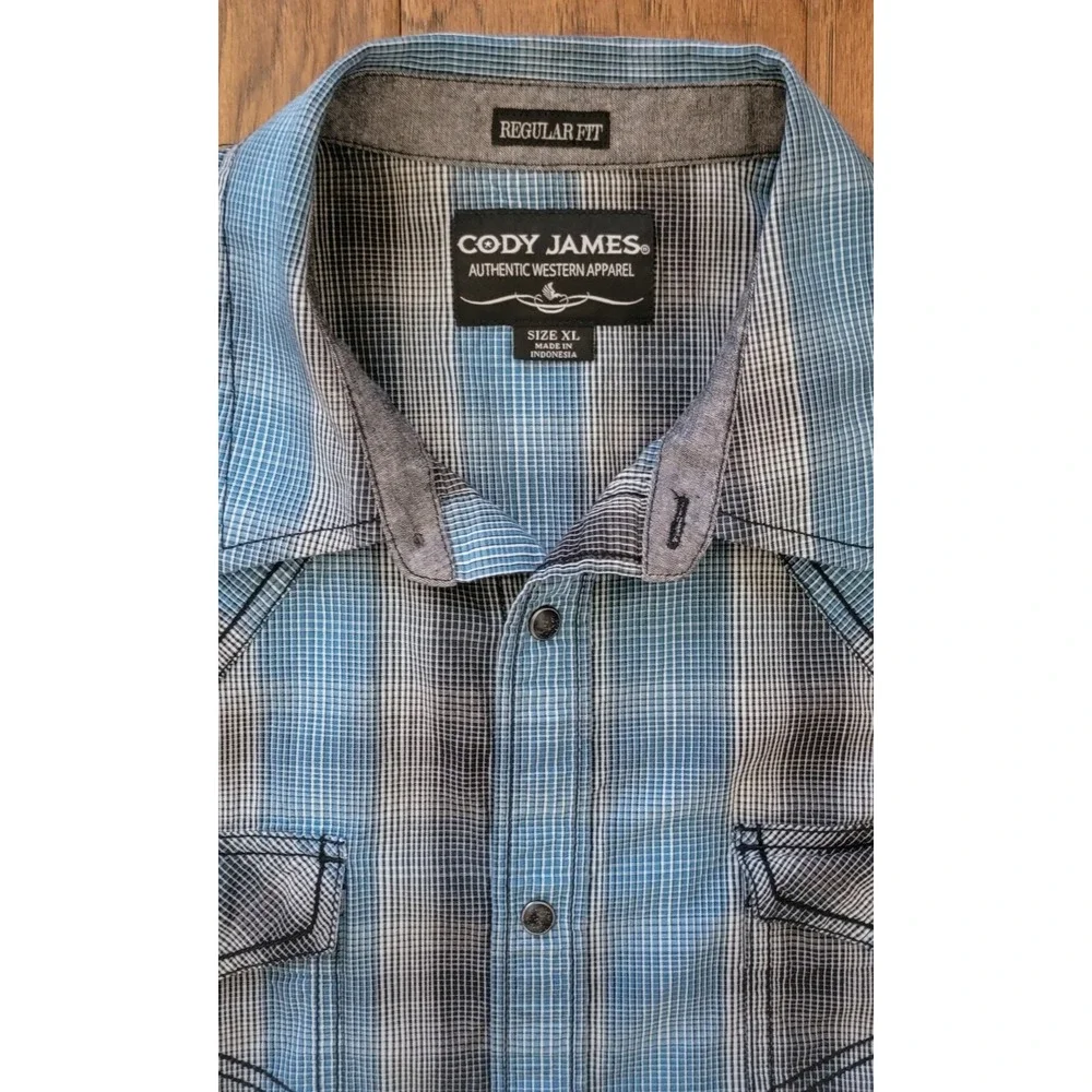 Cody James Long Sleeve Pearl Snap‎ Shirt Men's XL Sky Blue Black&White Striped
